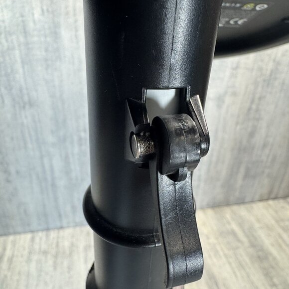 Rock Band 4 PS4 PS5 Bundle Fender Guitar Drums Game Mic PlayStation TESTED - Picture 15 of 16